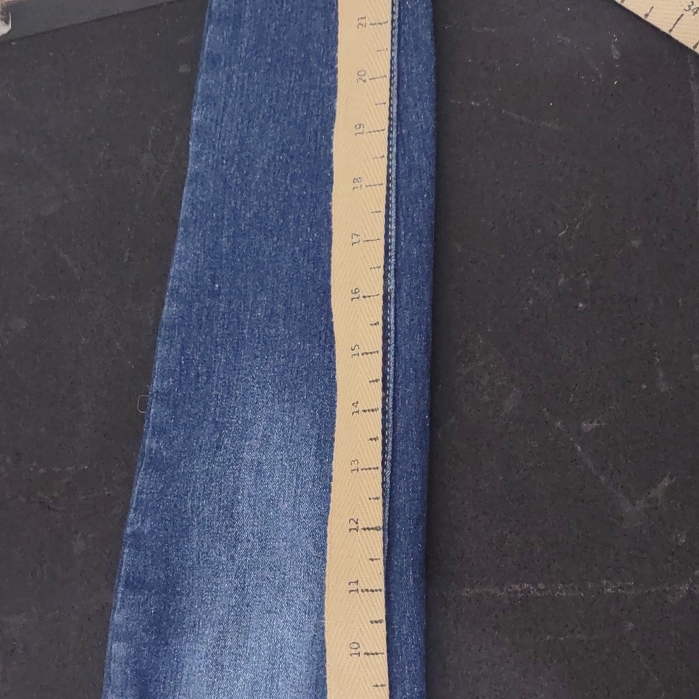 USED BLUE SAVVY DISTRESSED JEANS FRAY ON POCKETS SIZE 5/27 BLUE INSEAM 25INCH - Picture 13 of 14
